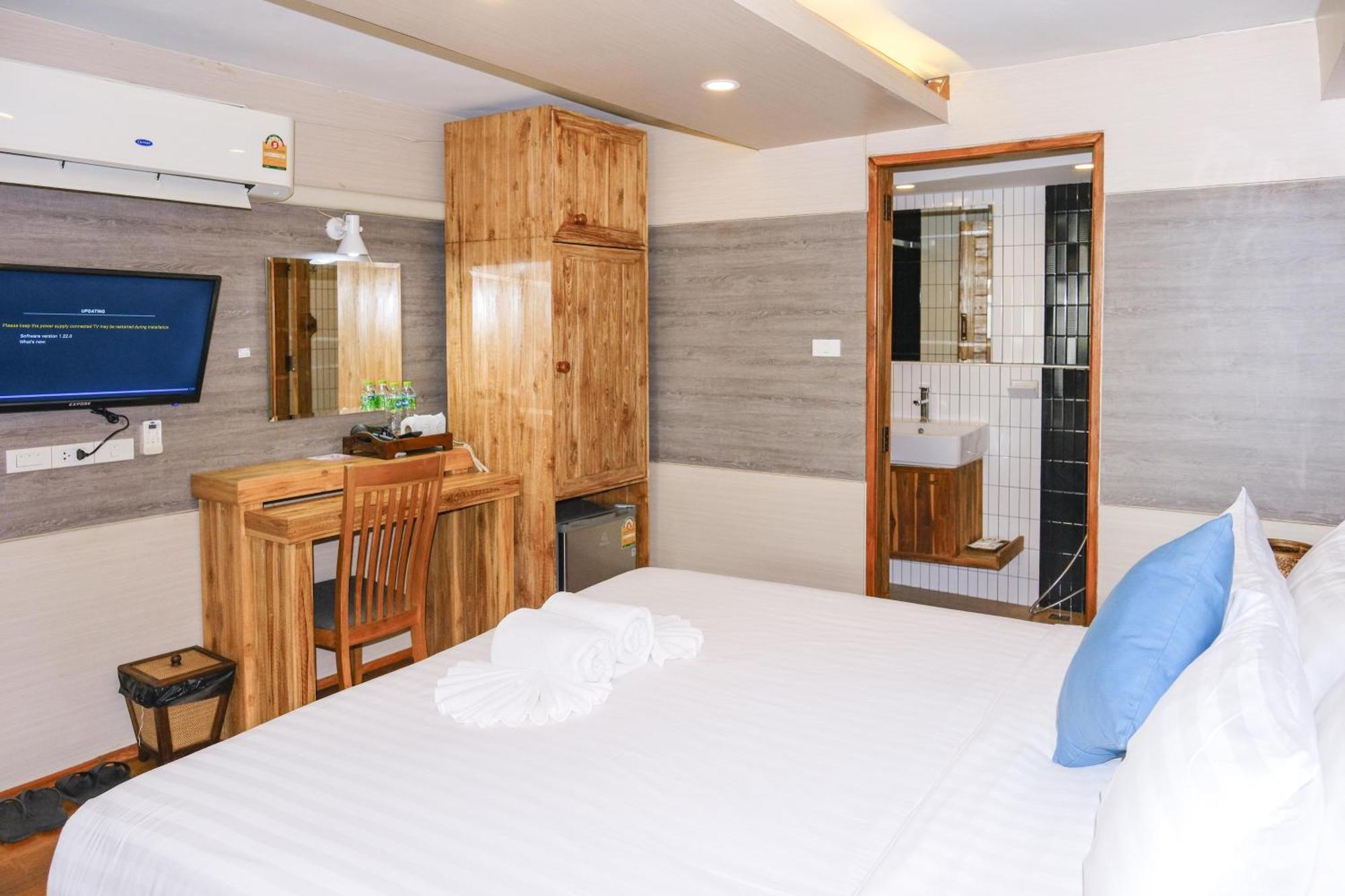 Goya Hotel Chiang Mai Buitenkant foto